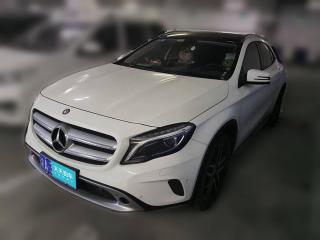 奔驰奔驰GLA2016款 GLA 200 动感型