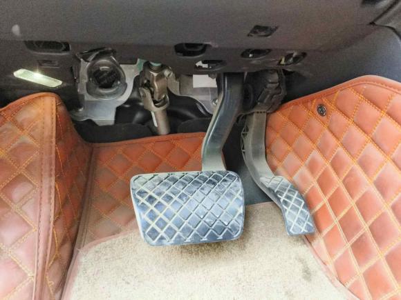 [济南·鲁A] 二手奥迪奥迪A4L2016款 35 TFSI 典藏版 S line豪华型