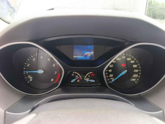 [宁波·浙B] 二手福特福克斯2012款 三厢 1.6L 手动舒适型