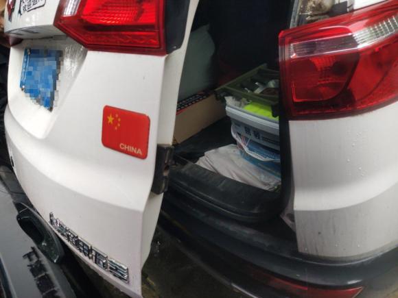 [西安·陕A] 二手五菱汽车五菱宏光S32018款 1.5L 手动标准型 国V