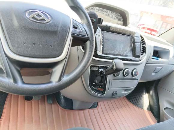 [南通·苏F] 二手上汽大通MAXUS新途V802021款 2.0T AMT经典傲运通短轴中顶5/6座