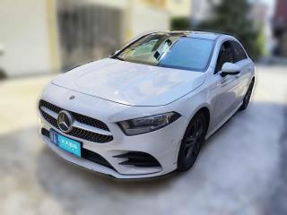 奔驰奔驰A级2021款 A 180 L 运动轿车
