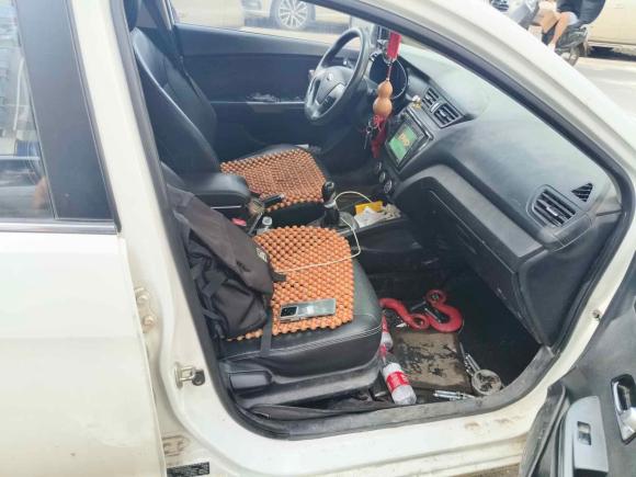 [西安·陕A] 二手起亚起亚K22015款 三厢 1.4L MT GLS