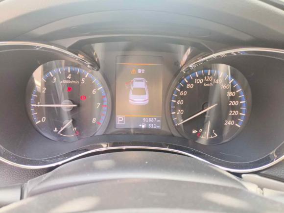 [义乌·浙G] 二手启辰启辰D602018款 1.6L CVT智联精英版