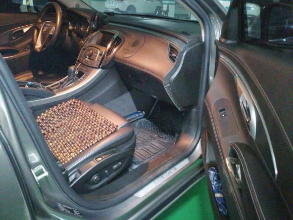 [佛山·粤E] 二手别克君越2009款 3.0L旗舰版