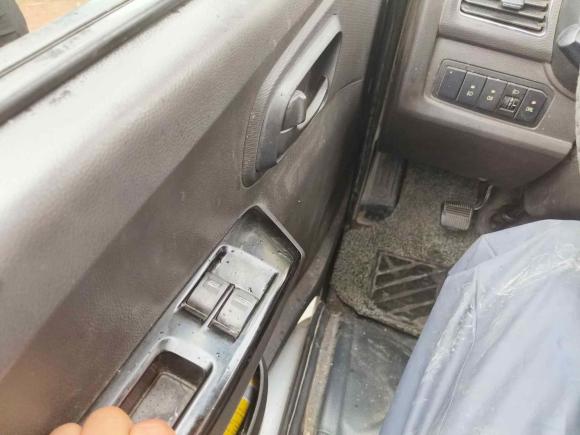 [义乌·浙G] 二手福田祥菱M2018款 1.5L非承载排半后双胎(载货)DAM15L