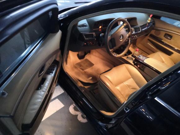 [上海·沪G] 二手宝马宝马7系2005款 730Li