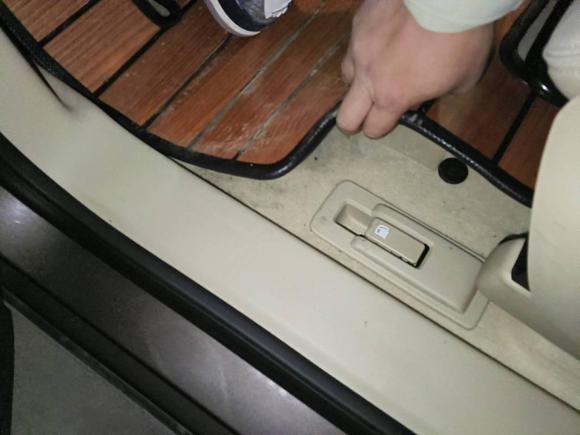 [青岛·鲁U] 二手别克别克GL82023款 改款 陆上公务舱 豪华型