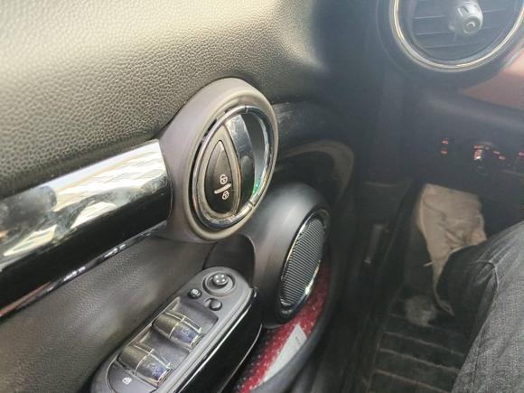 [金华·浙G] 二手MINIMINI2018款 1.5T COOPER 艺术家 五门版