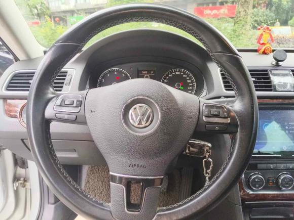 [佛山·粤E] 二手大众帕萨特2011款 2.0TSI DSG御尊版