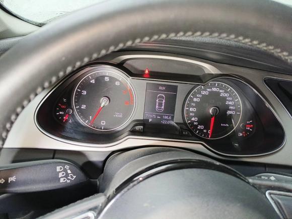 [成都·川A] 二手奥迪奥迪A4L2013款 35 TFSI 自动标准型