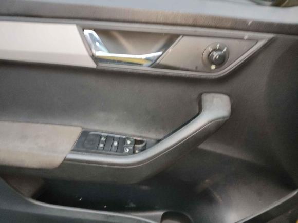 [义乌·鄂J] 二手斯柯达晶锐2017款 1.6L 自动运动版