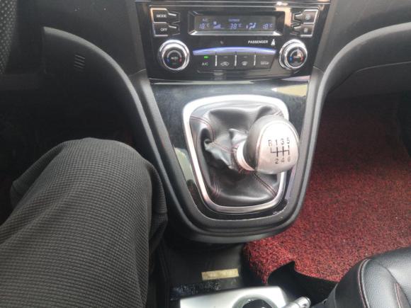 [北京·豫D] 二手哈弗哈弗H62015款 升级版 1.5T 手动两驱精英型