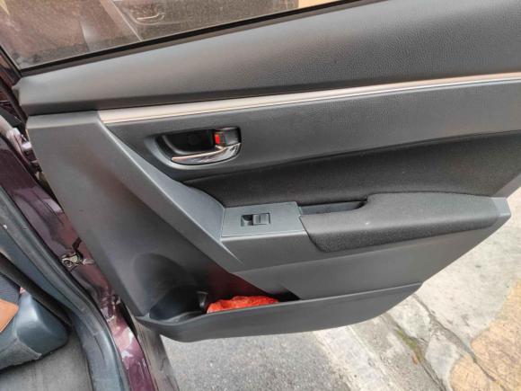 [广州·粤A] 二手丰田雷凌2016款 双擎 1.8H GS E-CVT精英天窗版