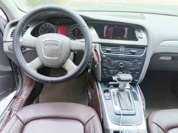[嘉兴·浙C] 二手奥迪奥迪A4L2010款 2.0 TFSI 标准型