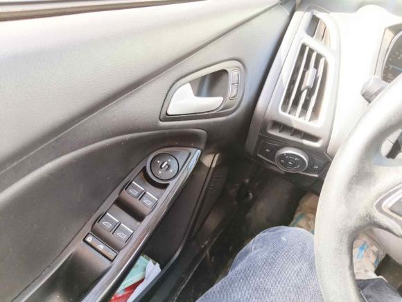 [合肥·皖A] 二手福特福克斯2015款 三厢 1.6L 手动风尚型