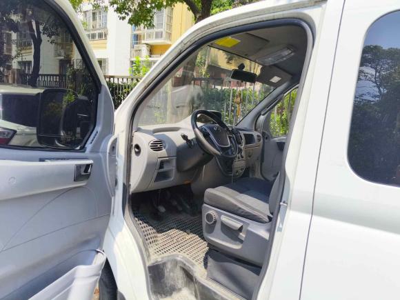 [南京·苏C] 二手上汽大通MAXUS新途V802021款 2.0T 手动经典傲运通短轴超低顶5/6座