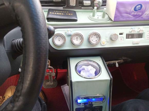 [南京·苏A] 二手五菱汽车宏光MINIEV2022款 马卡龙臻享款 磷酸铁锂