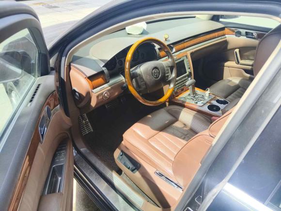 [义乌·浙G] 二手大众辉腾2011款 3.6L V6 5座加长商务版