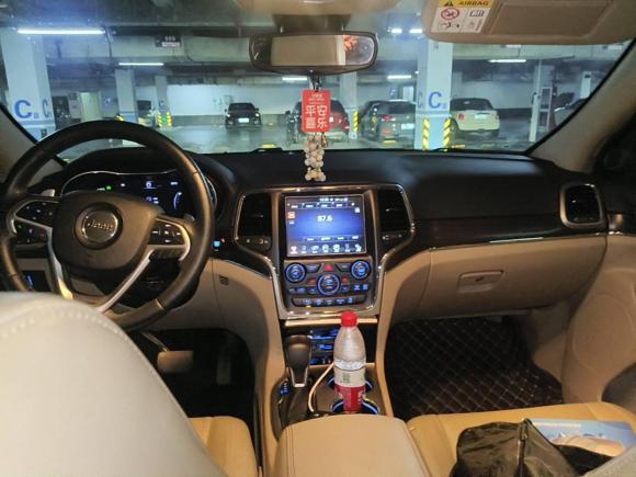[杭州·浙A] 二手Jeep大切诺基2017款 3.6L 精英导航版
