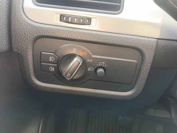 [广州·粤A] 二手大众途锐2011款 3.0TSI 舒适型