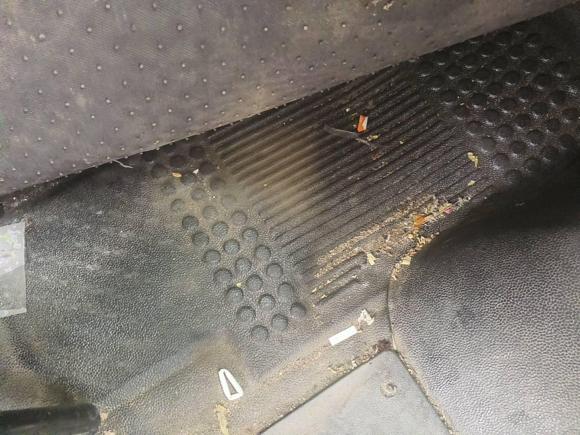 [义乌·浙G] 二手福特经典全顺2013款 2.8T柴油厢式运输车短轴中顶JX493ZLQ4