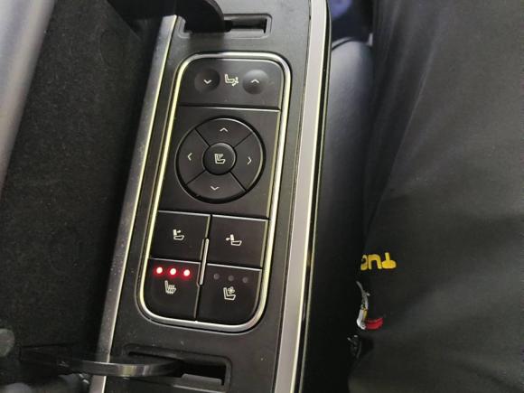 [上海·闽H] 二手广汽传祺传祺M82021款 大师系列 390T 尊贵版