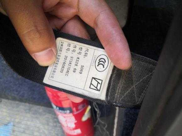 [无锡·苏B] 二手依维柯依维柯褒迪2017款 2.5T经典A32客车中顶6-7座47Z5