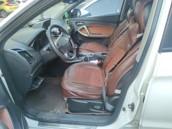 [南昌·赣A] 二手海马海马S52015款 1.5T CVT旗舰型