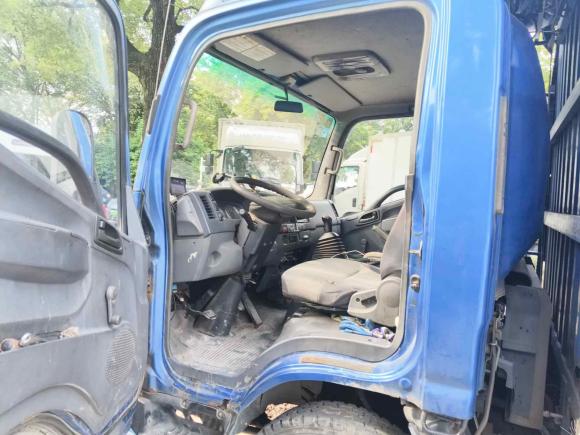 [佛山·粤A] 二手金杯金杯金卡S22024款 1.6L 手动单排3.05米货厢后单轮舒享型SWJ16