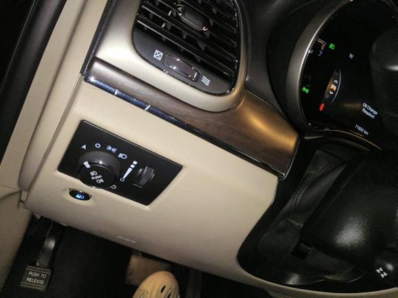 [杭州·浙A] 二手Jeep大切诺基2017款 3.6L 精英导航版