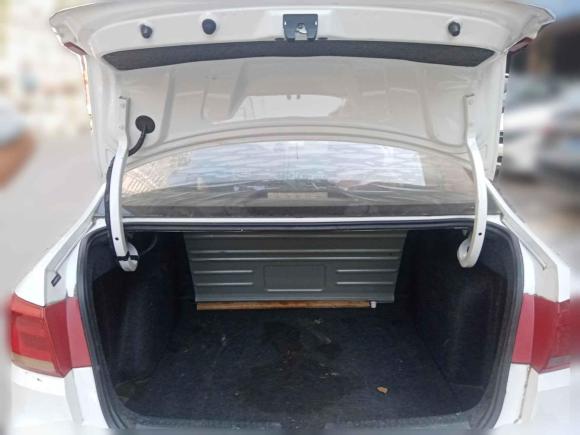 [佛山·冀G] 二手大众桑塔纳2015款 1.6L 手动风尚版