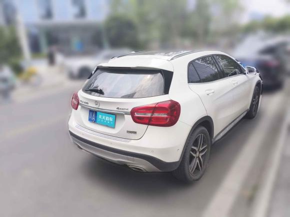 [成都·川A] 二手奔驰奔驰GLA2016款 GLA 220 4MATIC 时尚型
