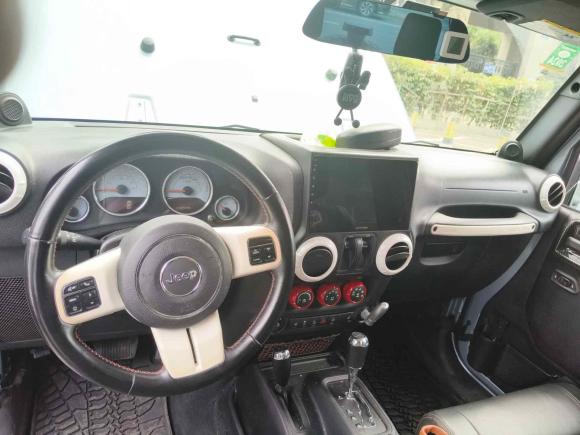 [成都·川G] 二手Jeep牧马人2012款 3.6L Sahara 极地版