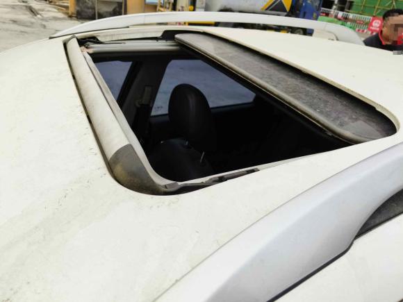 [济南·鲁A] 二手奔腾奔腾X802013款 2.0L 自动舒适型