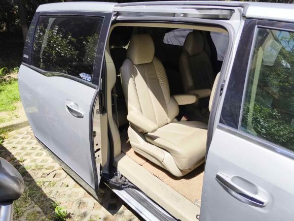 [上海·沪A] 二手别克别克GL82014款 3.0L GT豪华商务豪雅版