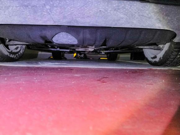 [深圳·粤B] 二手Jeep自由光2014款 2.4L 豪华版