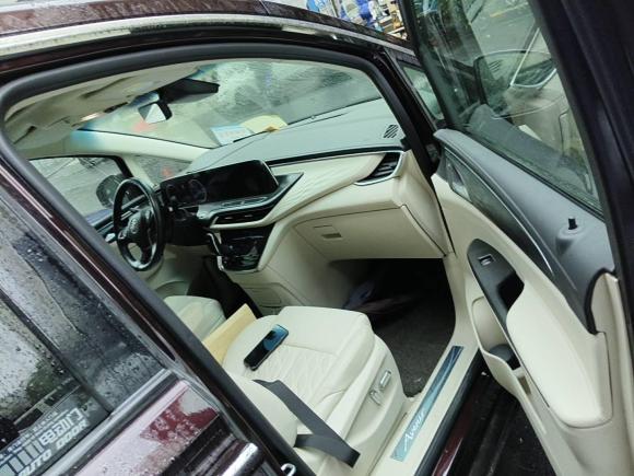 [上海·沪D] 二手别克别克GL82021款 Avenir艾维亚 六座贤礼版