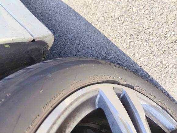 [青岛·鲁B] 二手奔驰奔驰C级2017款 改款 C 200 L 运动版