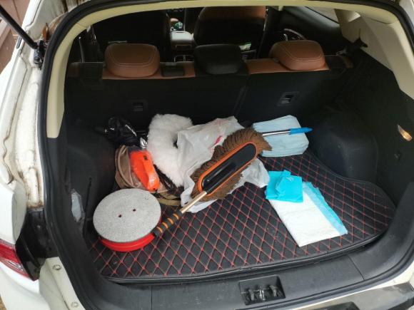 [武汉·鄂A] 二手东南东南DX72018款 1.5T 自动豪华型