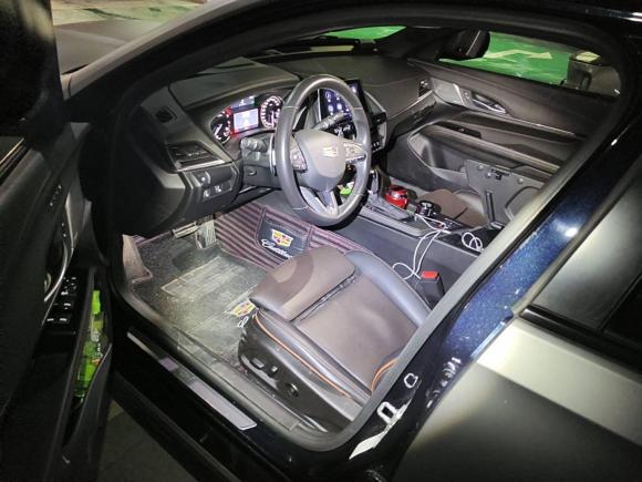 [上海·沪F] 二手凯迪拉克凯迪拉克CT42020款 28T 精英型