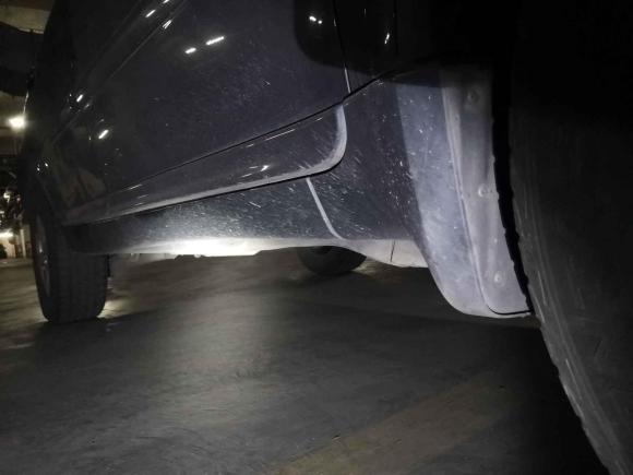 [上海·沪D] 二手沃尔沃沃尔沃XC902012款 改款 2.5T 豪华版