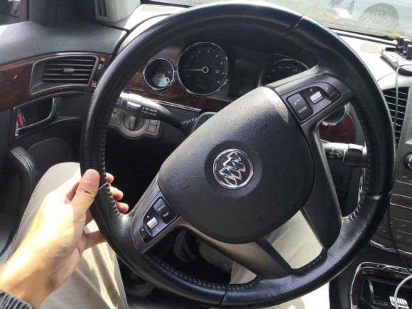 [上海·沪A] 二手别克林荫大道2010款 3.0 豪华版