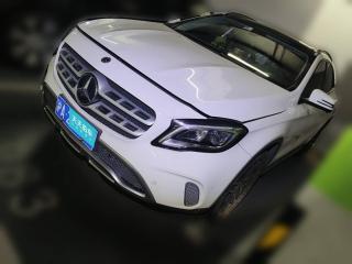 奔驰奔驰GLA2017款 GLA 200 时尚型