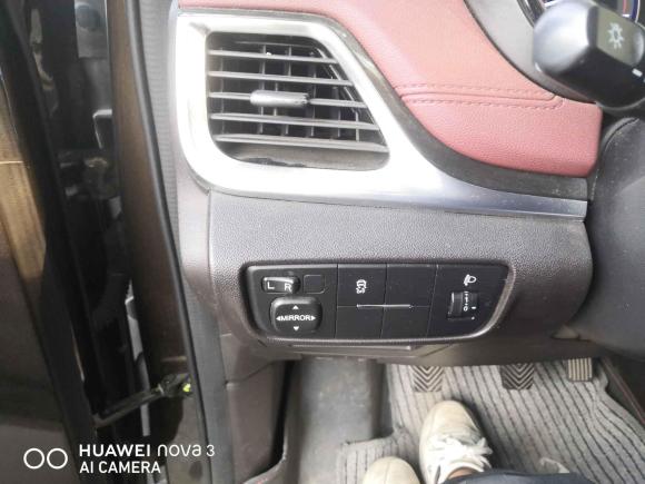 [上海·苏M] 二手长安凌轩2017款 1.6L 手动幸福型