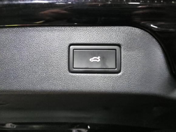 [上海·沪C] 二手大众帕萨特2023款 330TSI 星空尊贵版