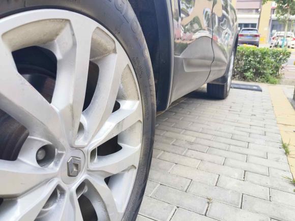 [济南·鲁A] 二手雷诺科雷嘉2017款 2.0L 两驱时尚版