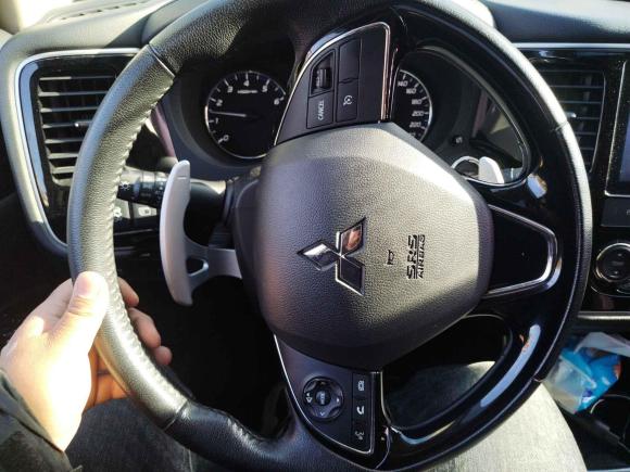 [芜湖·皖B] 二手三菱欧蓝德2016款 2.4L 四驱精英版 5座