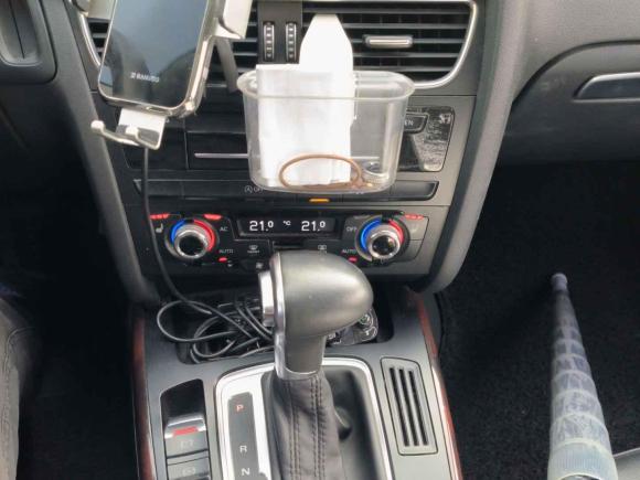 [上海·沪D] 二手奥迪奥迪A4L2013款 35 TFSI 自动技术型