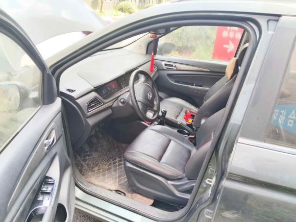 [无锡·苏B] 二手长安凯程长安欧尚A6002016款 1.5L 手动豪华型7座